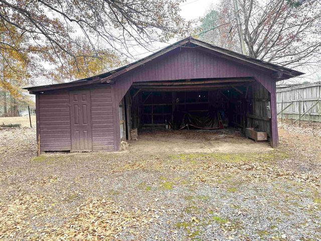 12723 Packer Dr, Shannon Hills, AR 72103