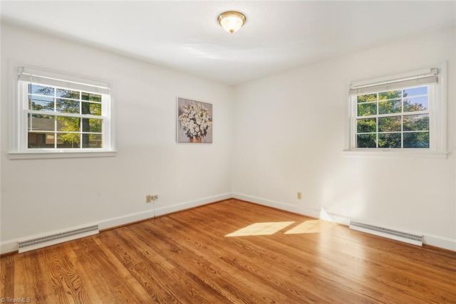 1004 Sherwood Drive, Burlington, NC 27215