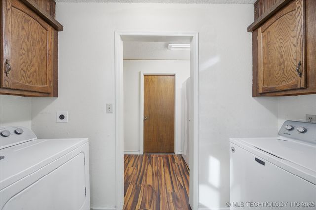 138 W M Street, Jenks, OK 74037