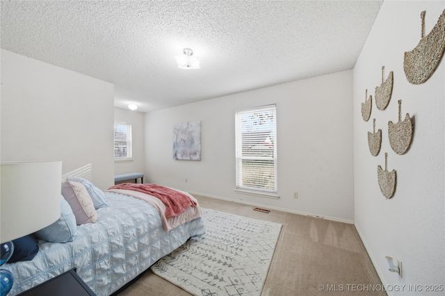 138 W M Street, Jenks, OK 74037