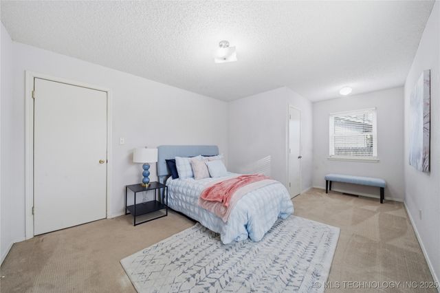 138 W M Street, Jenks, OK 74037