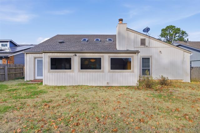 138 W M Street, Jenks, OK 74037