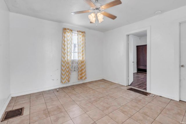 433 Freeman Street, Kendallville, IN 46755