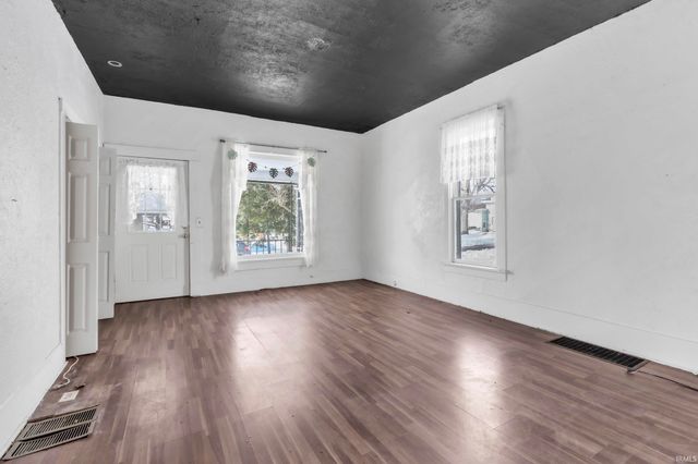 433 Freeman Street, Kendallville, IN 46755