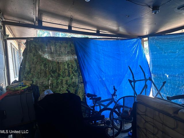 4003 Emerson Street, Pascagoula, MS 39581