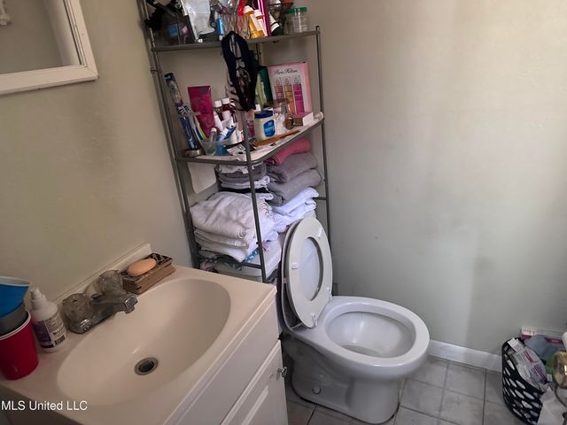 4003 Emerson Street, Pascagoula, MS 39581