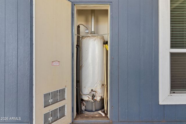 2727 E UNVERSITY Drive 106, Tempe, AZ 85281