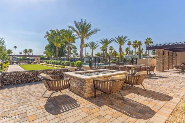 2727 E UNVERSITY Drive 106, Tempe, AZ 85281