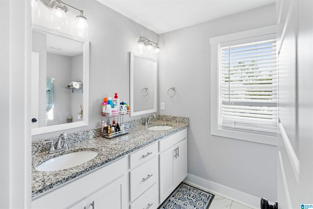 2024 ADAMS RIDGE DRIVE, Chelsea, AL 35043