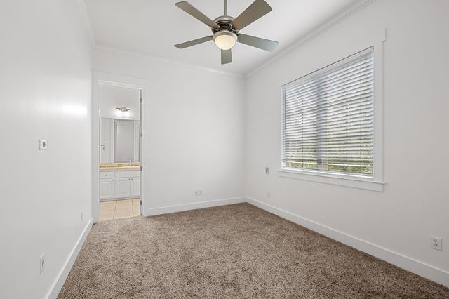 1607 Chelsea LN, Austin, TX 78704