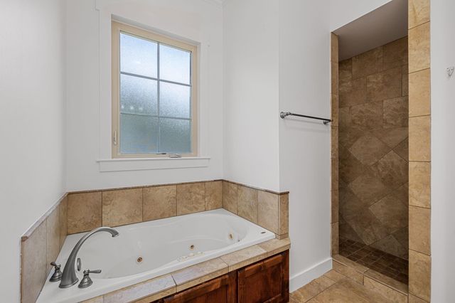 1607 Chelsea LN, Austin, TX 78704