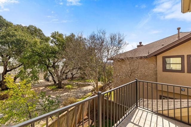 1607 Chelsea LN, Austin, TX 78704