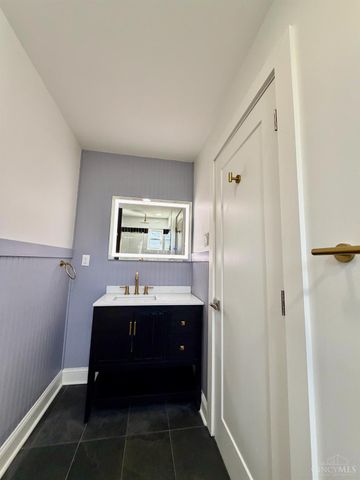 1038 Davis Road, Hamilton, OH 45013