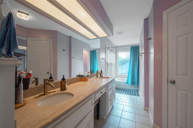 1450 Trace Drive, Houston, TX 77077