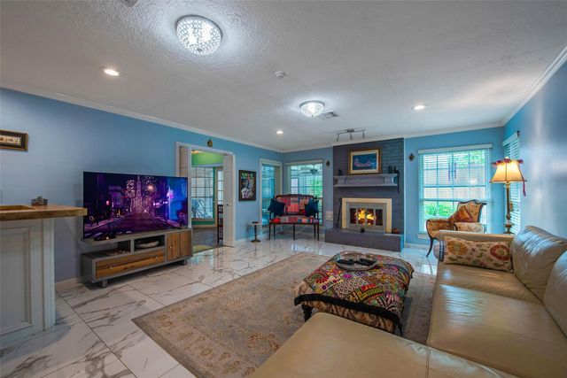 1450 Trace Drive, Houston, TX 77077