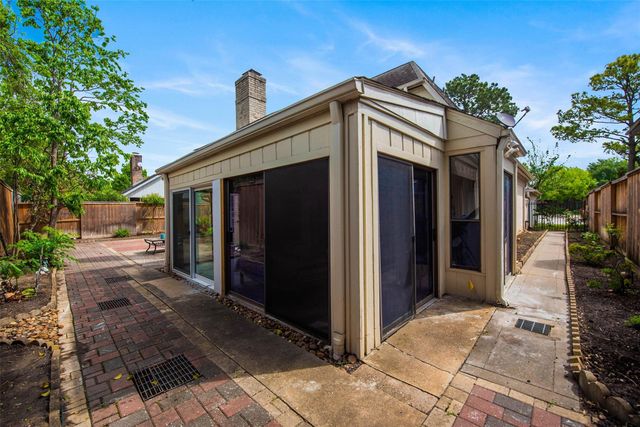 1450 Trace Drive, Houston, TX 77077