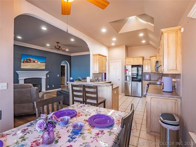 403 Oklahoma, Mcalester, OK 74501