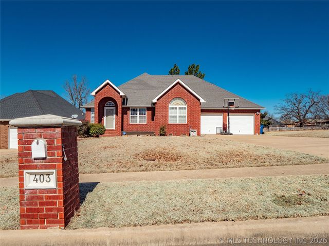 403 Oklahoma, Mcalester, OK 74501