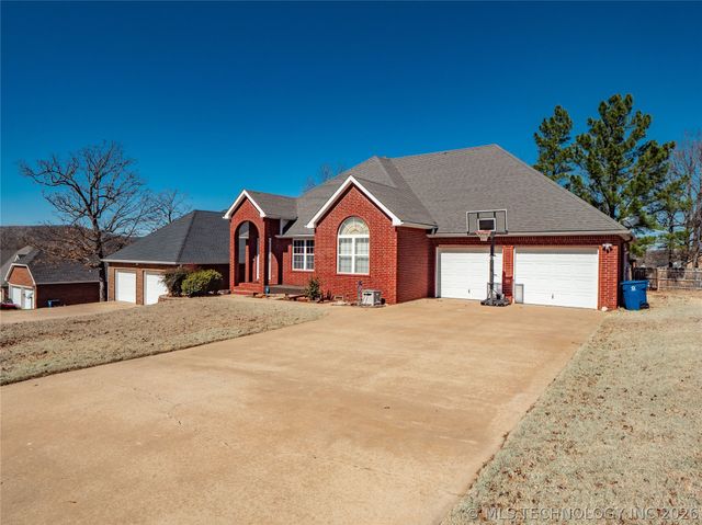 403 Oklahoma, Mcalester, OK 74501