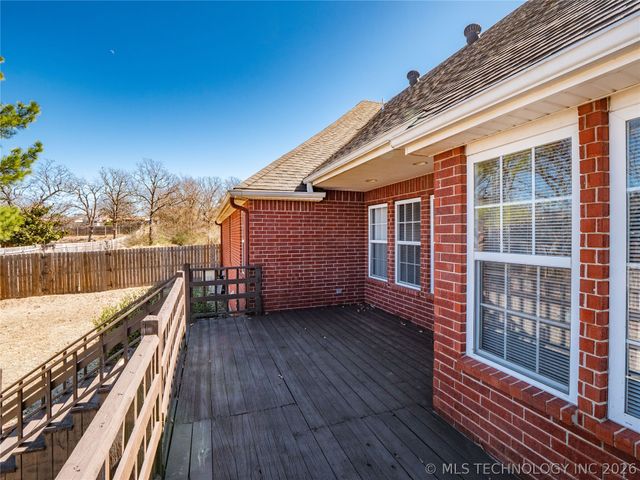 403 Oklahoma, Mcalester, OK 74501