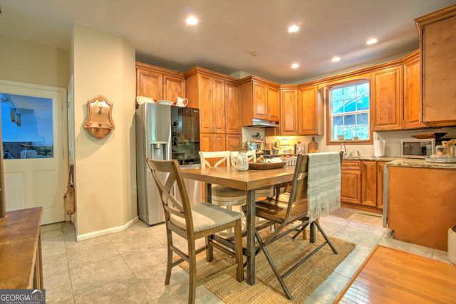 22 Oakfield Drive SE, Rome, GA 30161