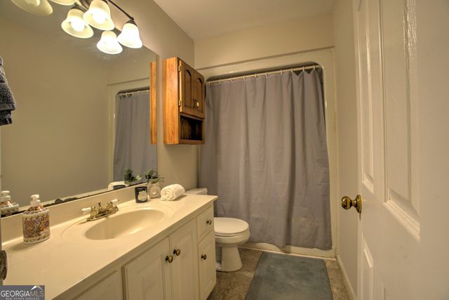 22 Oakfield Drive SE, Rome, GA 30161