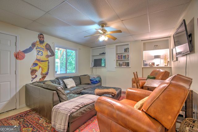 22 Oakfield Drive SE, Rome, GA 30161