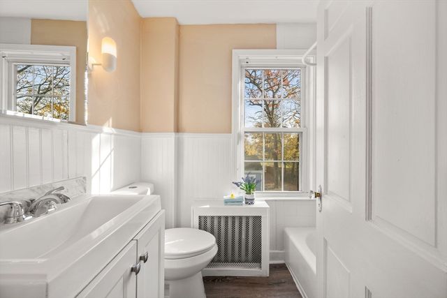 29 Broad Street, Plainville, MA 02762