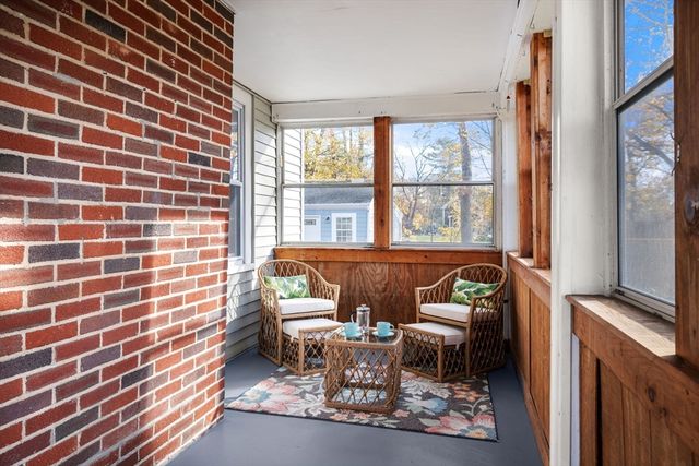 29 Broad Street, Plainville, MA 02762