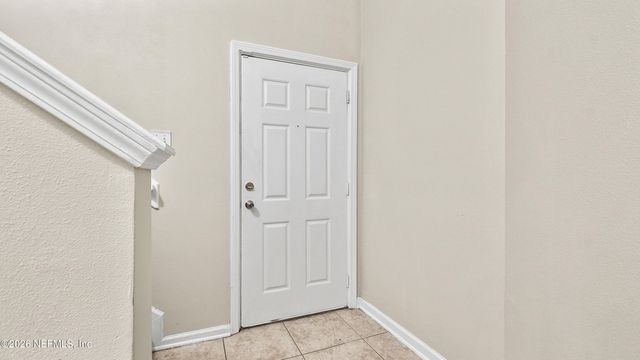 7064 DEER LODGE Circle 106, Jacksonville, FL 32256