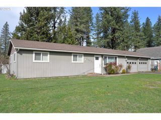 25821 JEANS Rd, Veneta, OR 97487