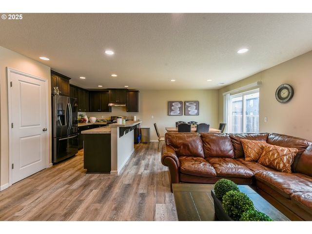 11815 Ne 103RD St, Vancouver, WA 98682