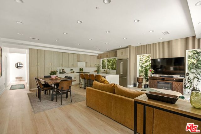 14146 Hortense Street, Sherman Oaks, CA 91423