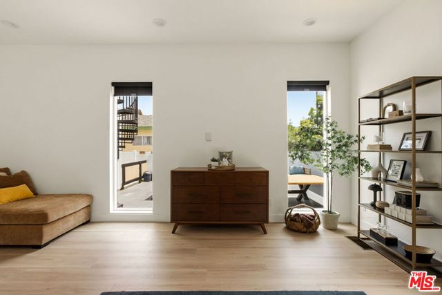 14146 Hortense Street, Sherman Oaks, CA 91423