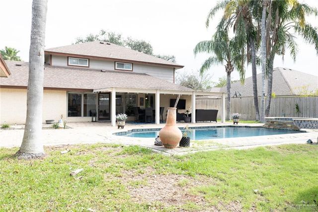 2405 Lazy Lake Drive, Harlingen, TX 78550