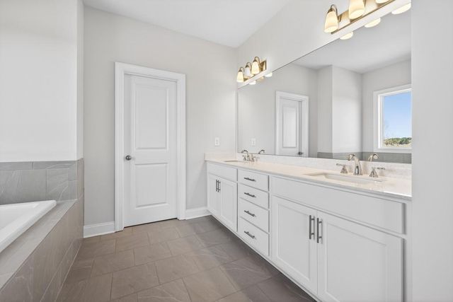 5550 Spring Street, Flowery Branch, GA 30542