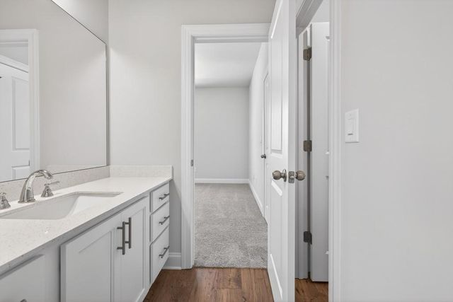 5550 Spring Street, Flowery Branch, GA 30542