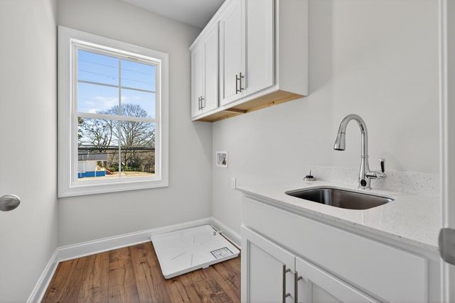 5550 Spring Street, Flowery Branch, GA 30542