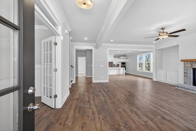 5550 Spring Street, Flowery Branch, GA 30542