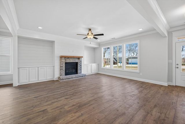 5550 Spring Street, Flowery Branch, GA 30542