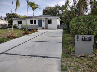 300 S Biscayne River Dr, Miami, FL 33169