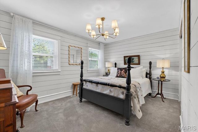 933 Baintree Lane, Ballwin, MO 63011