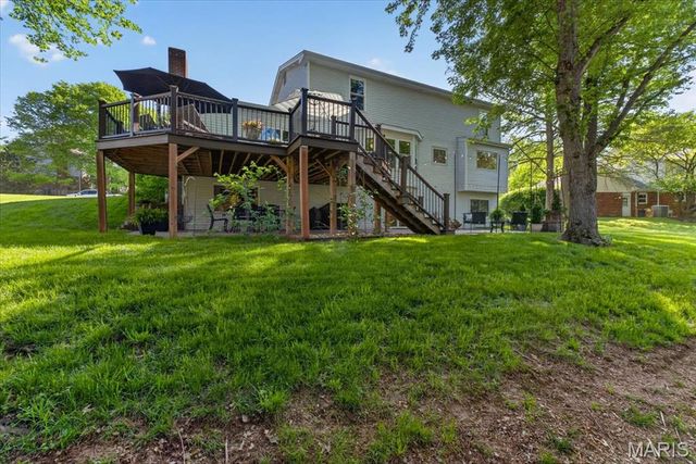 933 Baintree Lane, Ballwin, MO 63011