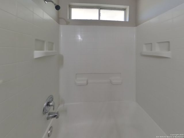 6323 Cougar, San Antonio, TX 78242