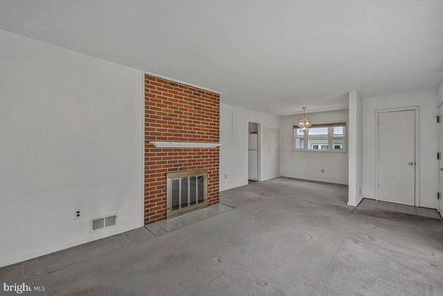 9410 SHERIDAN ST, Lanham, MD 20706