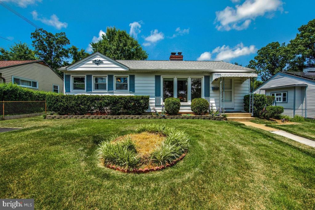 9410 SHERIDAN ST, Lanham, MD 20706