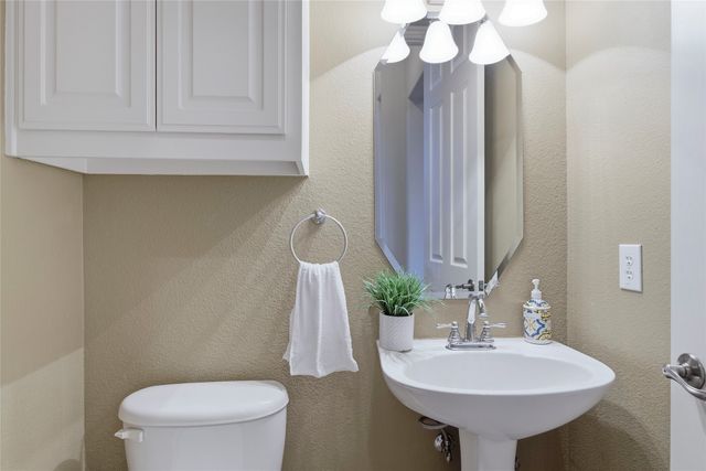 8012 Barrymoore Lane, Plano, TX 75025