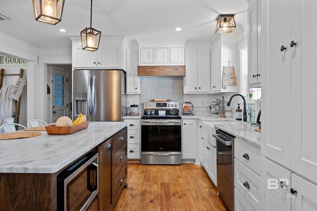 9407 Twin Beech Road, Fairhope, AL 36532