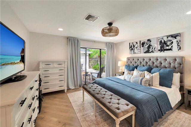 706 Turtle Cove Lane, Vero Beach, FL 32963