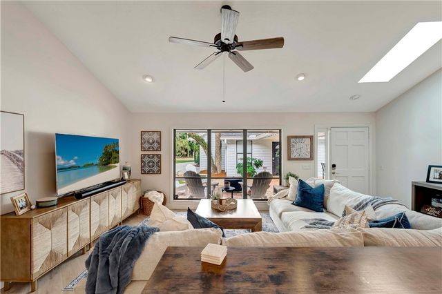 706 Turtle Cove Lane, Vero Beach, FL 32963